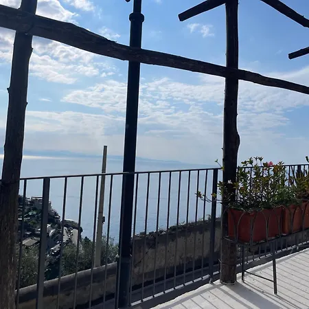 בית נופש Casa San Pietro אמאלפי